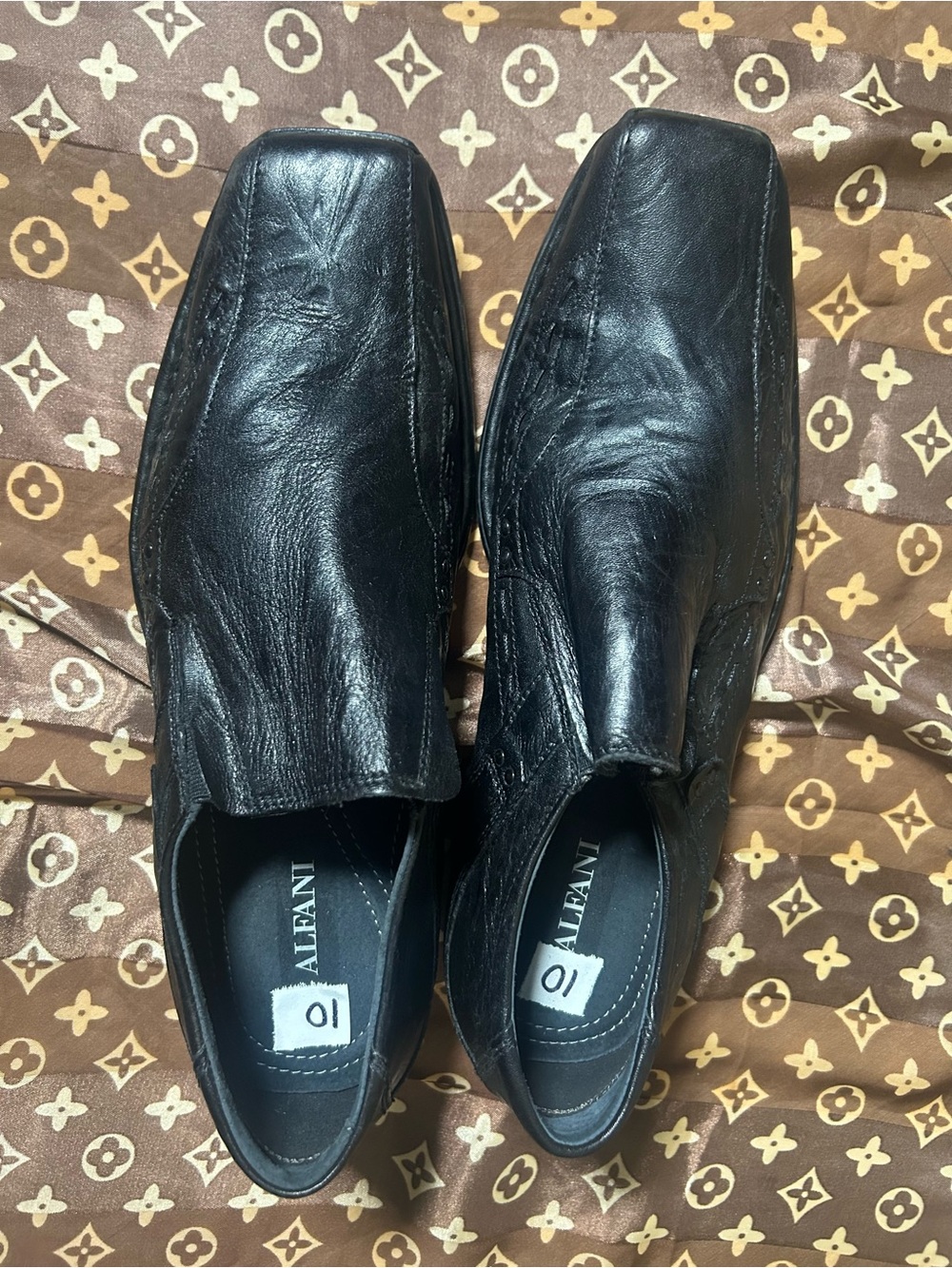 Alfani Men’s Black Leather Slip-On Dress Shoes. Square toe, western vibe Size 10